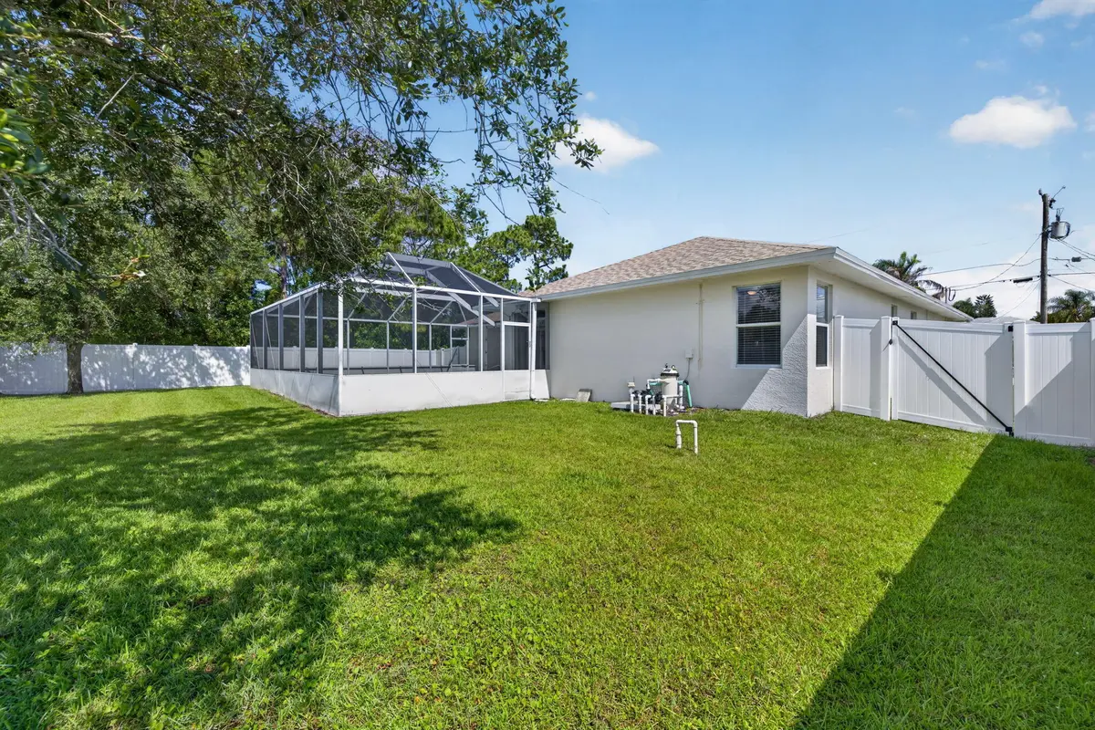 38-web-or-mls-3A5A9377 at 6122 NW Daroco Terrace, Port St. Lucie