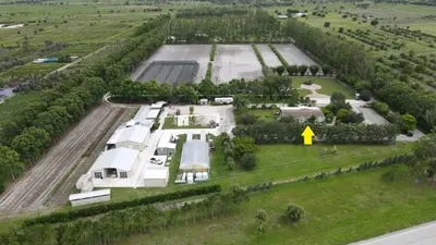 8006 SW Kanner Highway, Indiantown – Single Family Residence for sale