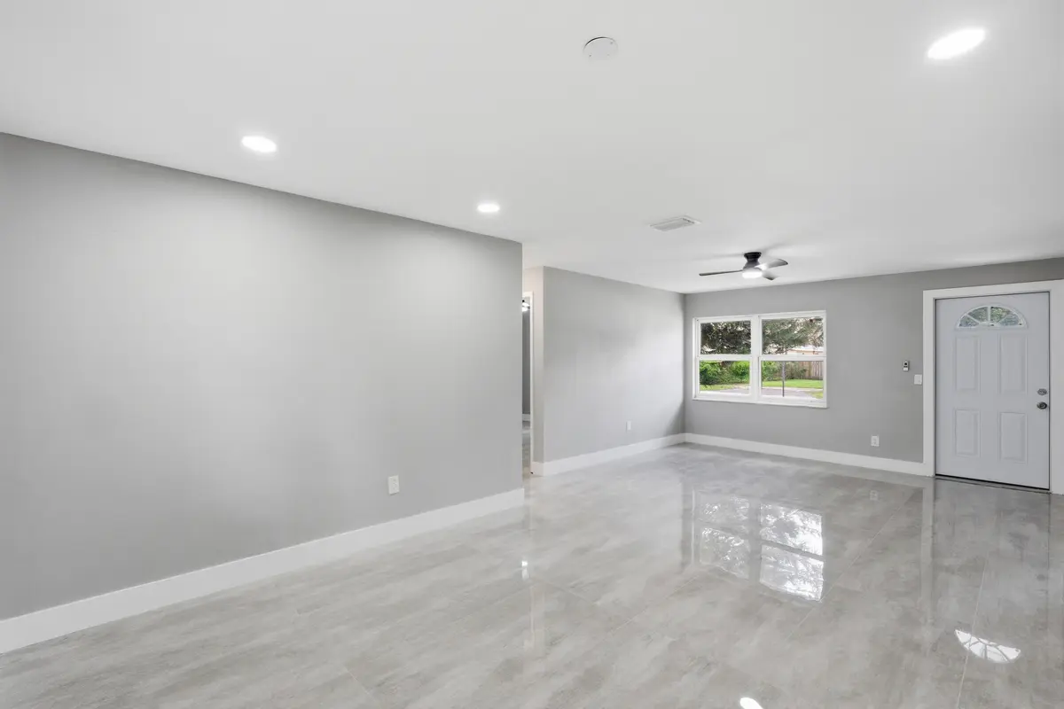 8_smg05475 at 3000 Langston Drive, Fort Pierce