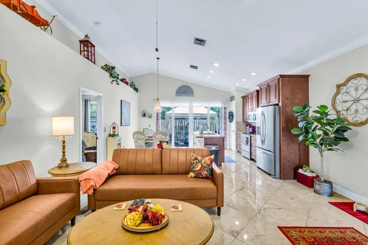 Living Area at 3302 Elizabeth Place, Palm Springs