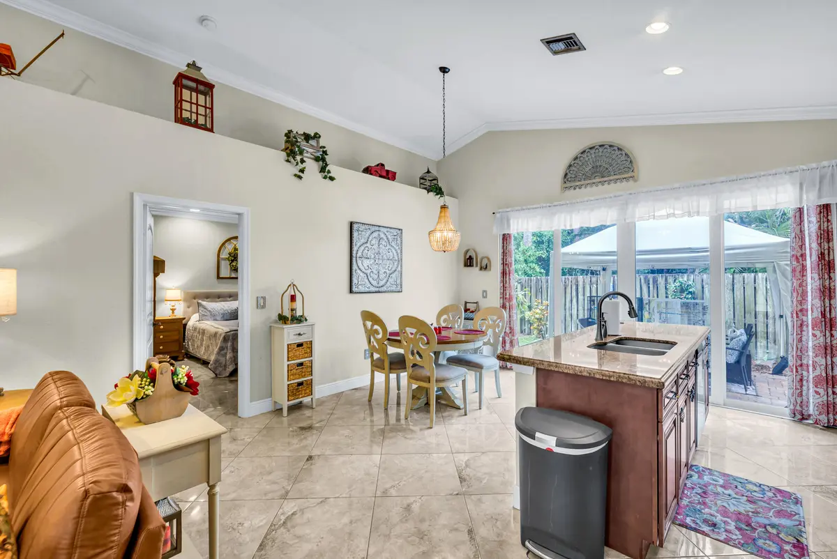 Kitchen and Dining at 3302 Elizabeth Place, Palm Springs
