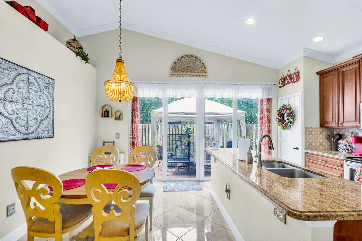 Kitchen and Dining at 3302 Elizabeth Place, Palm Springs
