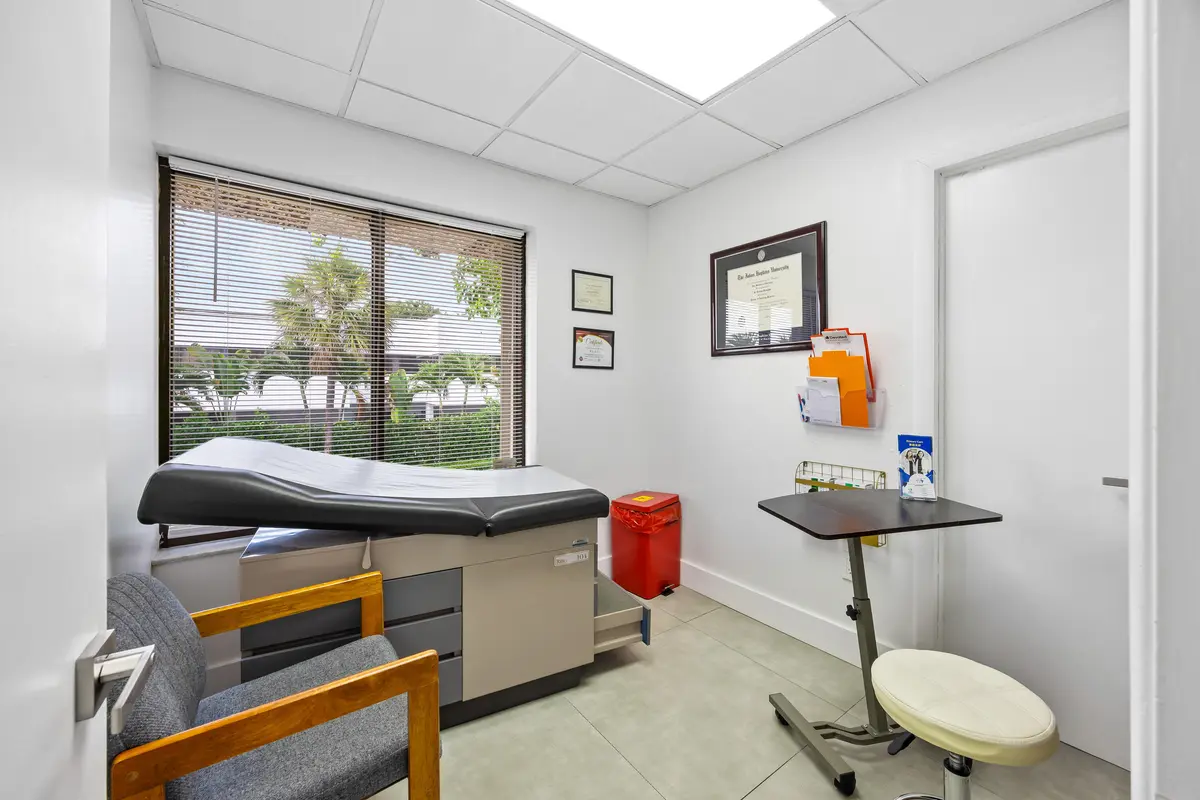 7K3A2199 at 150 NW 70th Avenue 03, Plantation