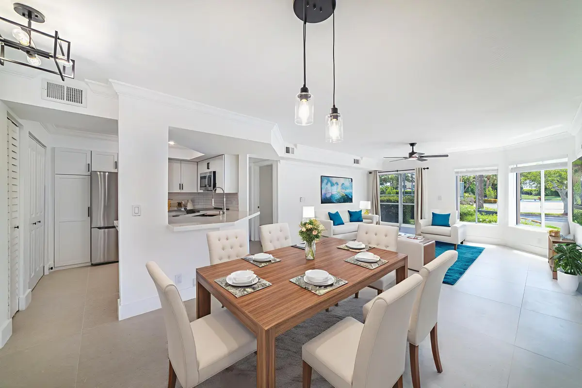 Dining-Living area at 815 W Boynton Beach Boulevard 12-106, Boynton Beach