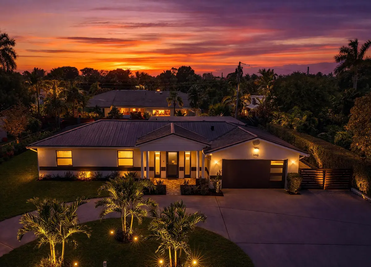 Virtual Sunset at 1410 N Beta Ct Court, Lake Clarke Shores