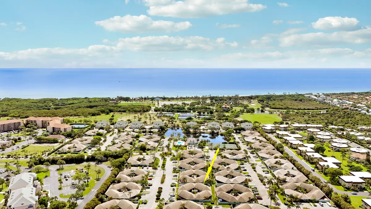 Aerial at 1127 E Seminole Avenue 15b, Jupiter