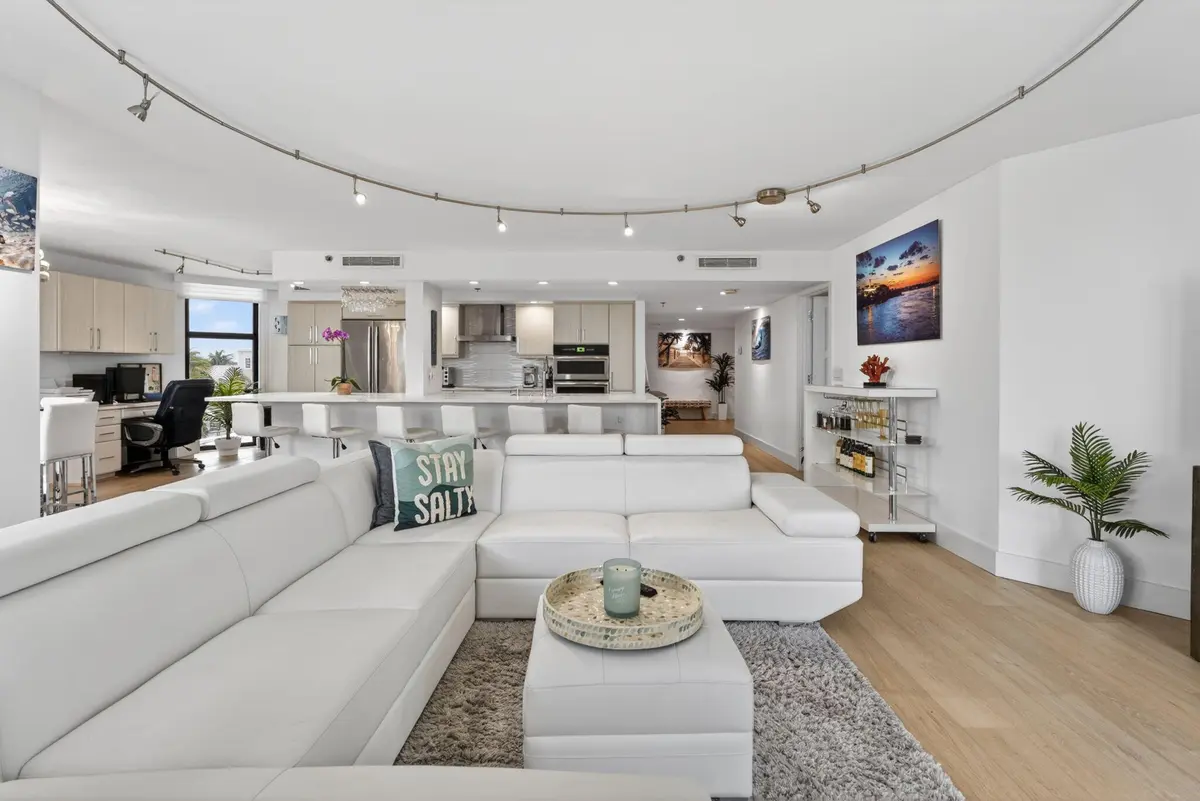 38-web-or-mls-_MLP1216 at 176 Helios Drive 205, Jupiter