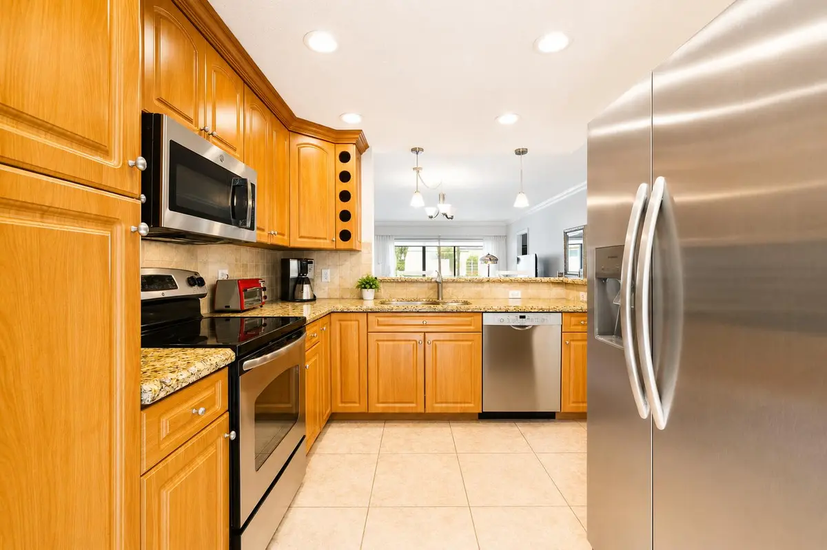 kitchen- digital enhance at 1501 S Ocean Boulevard 123, Lauderdale-By-The-Sea