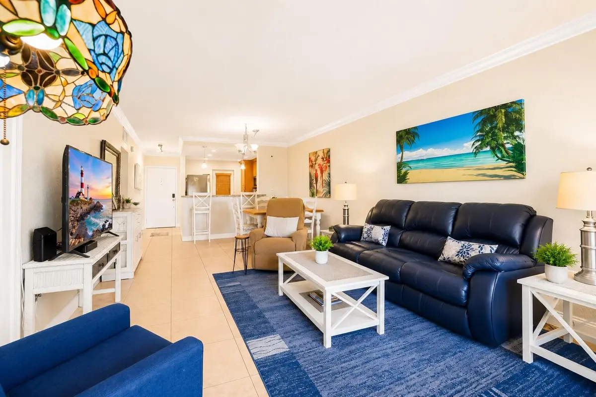 living- digital enhance at 1501 S Ocean Boulevard 123, Lauderdale-By-The-Sea