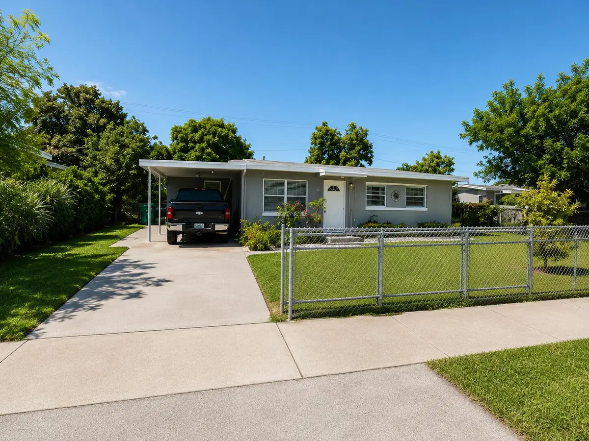 5341 NW 180th Terrace, Miami Gardens, FL – photo 1