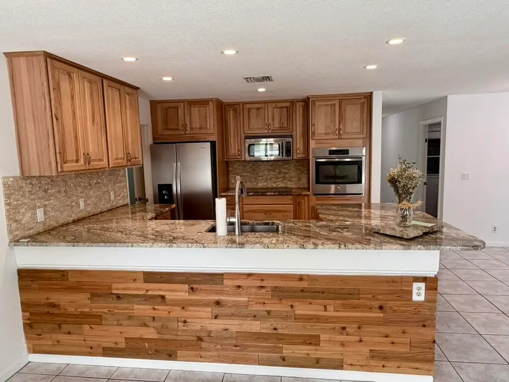 06B11B02-BF89-4445-9902-CB4E9642BD5F_1_1 at 147 Sunflower Circle, Royal Palm Beach