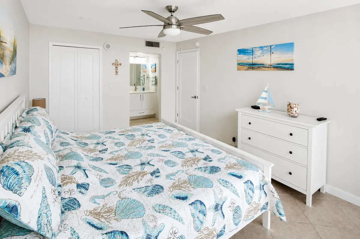 ChatGPT Image 12 jun 2026, 06_13_44 p.m. at 17021 N Bay Road 816, Sunny Isles Beach