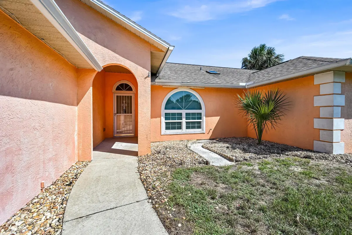 Entry at 650 Helicon Terrace, Sebastian