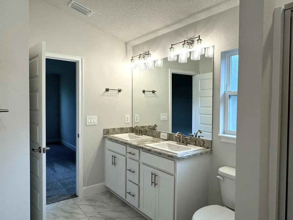 Master bath at 5530 Lugo Street, Fort Pierce