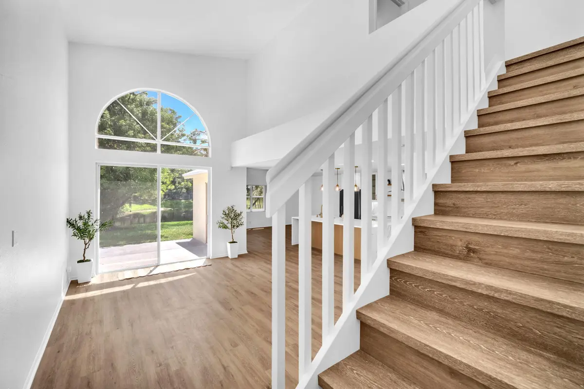 . at 6511 Pelican Terrace, Coconut Creek