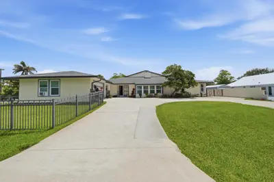 4599 SE Halston Court, Stuart – sold