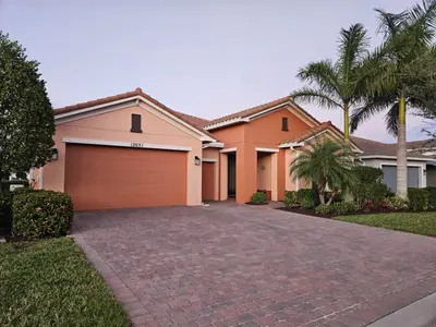 12031 SW Marigold Avenue, Port St. Lucie – sold