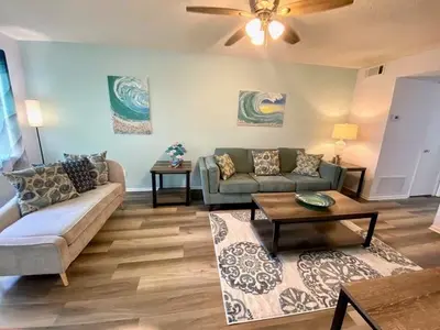 53 Woodland Drive 105, Vero Beach – Condominium for rent