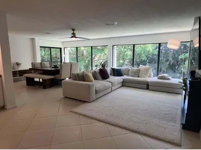 1639 Embassy Drive 202, West Palm Beach – Condominium for sale