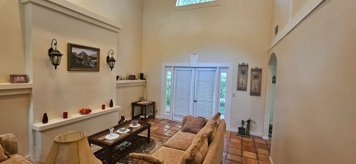20260410_184046 at 11453 Lakeview Drive 4a, Coral Springs