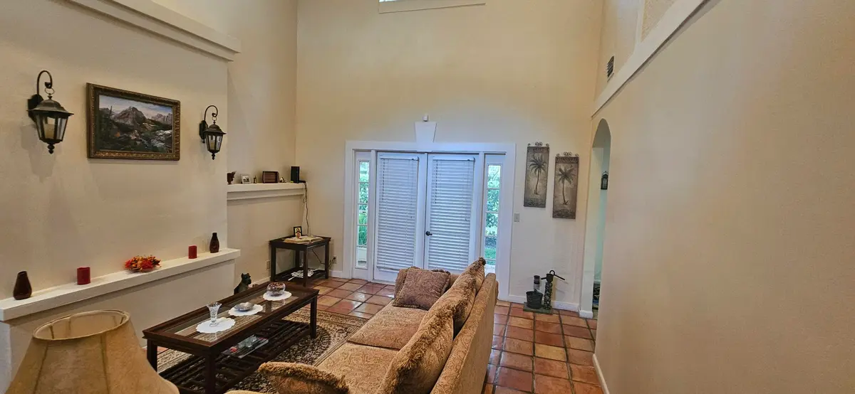 20260410_184049 at 11453 Lakeview Drive 4a, Coral Springs
