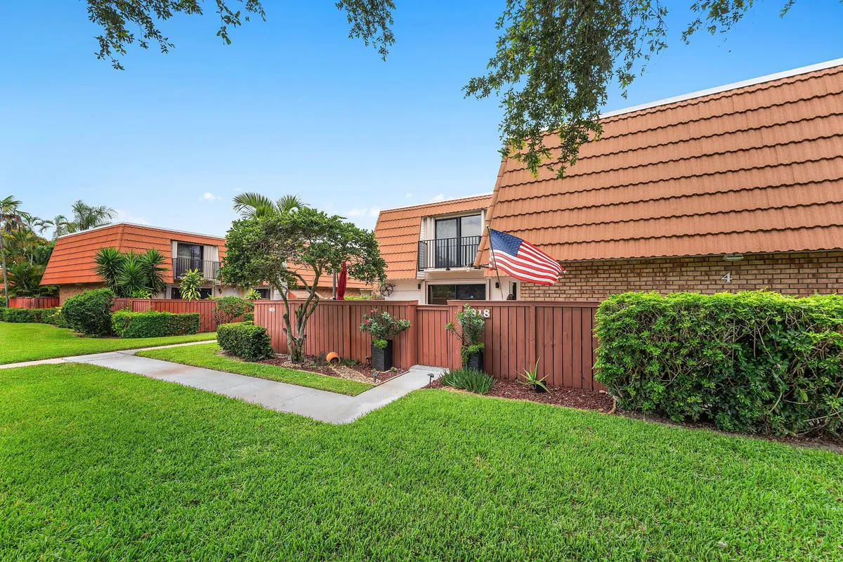 002-2818WaterfordDriveNorth-DeerfieldBea at 2818 Waterford Drive, Deerfield Beach
