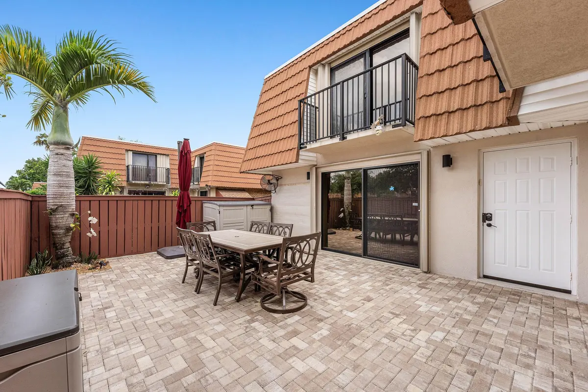 006-2818WaterfordDriveNorth-DeerfieldBea at 2818 Waterford Drive, Deerfield Beach