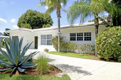 2031 Pleasant Drive, Juno Beach – leased