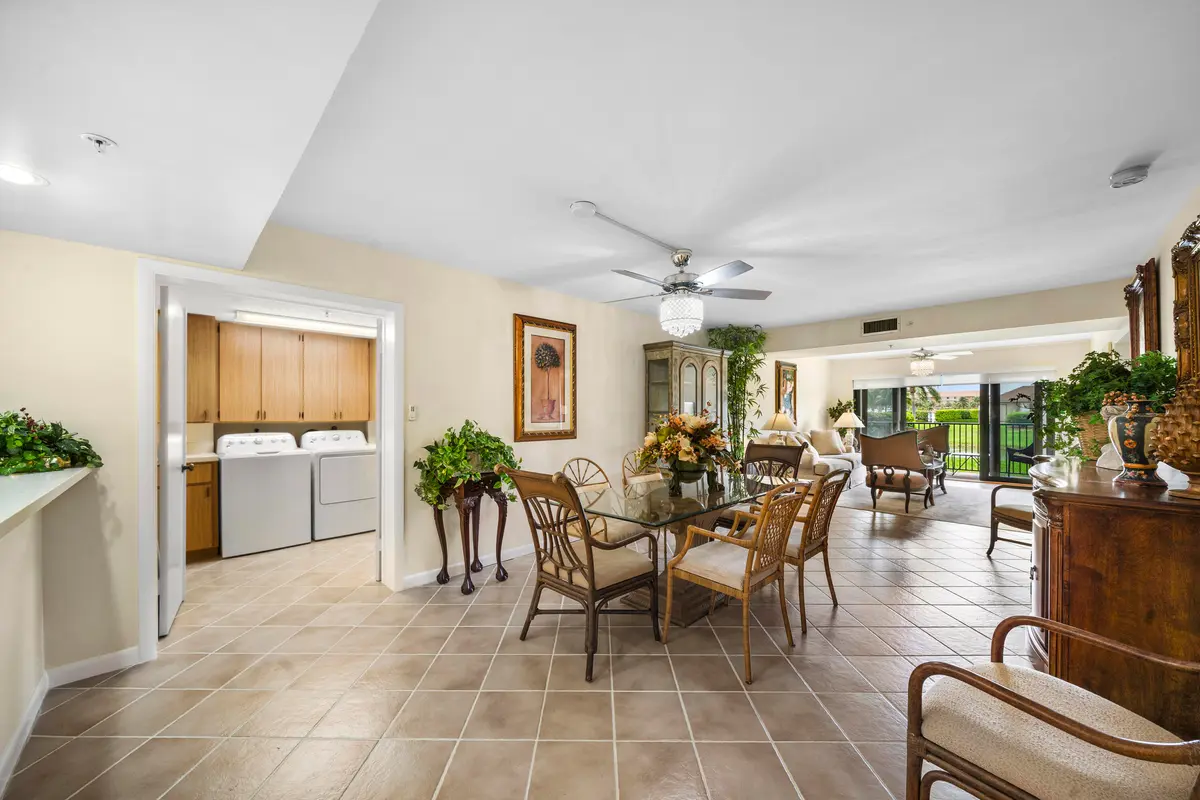 Dining Area at 601 Seafarer Circle 104, Jupiter