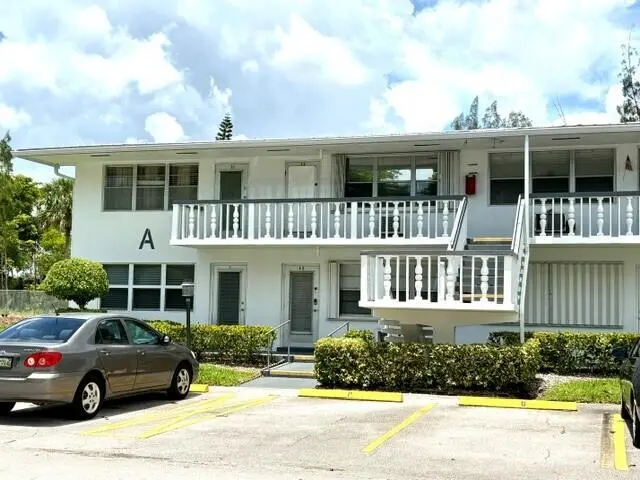 12 Windsor A at 12 Windsor A 12, West Palm Beach