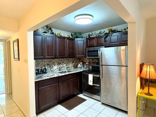 Tiled Floor at 12 Windsor A 12, West Palm Beach