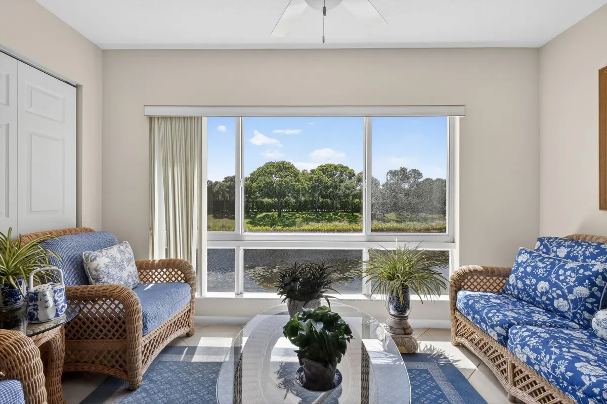 Gorgeous Lake View at 5906 Crystal Shores Drive 208, Boynton Beach