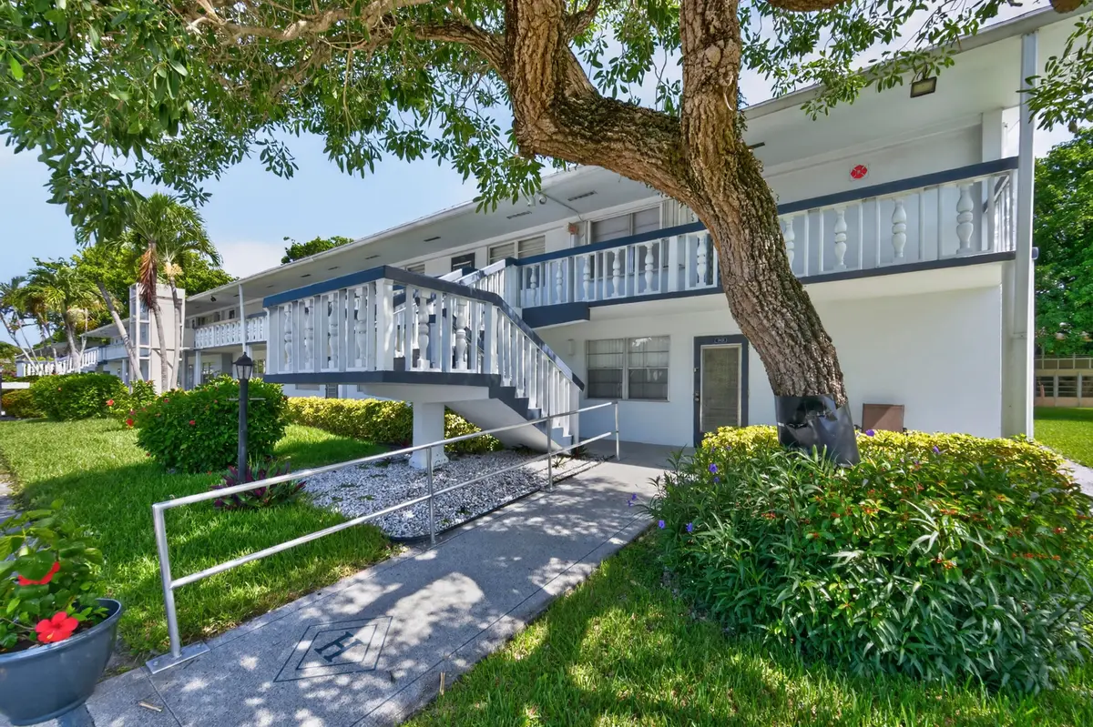 . at 176 Upminster H 176, Deerfield Beach
