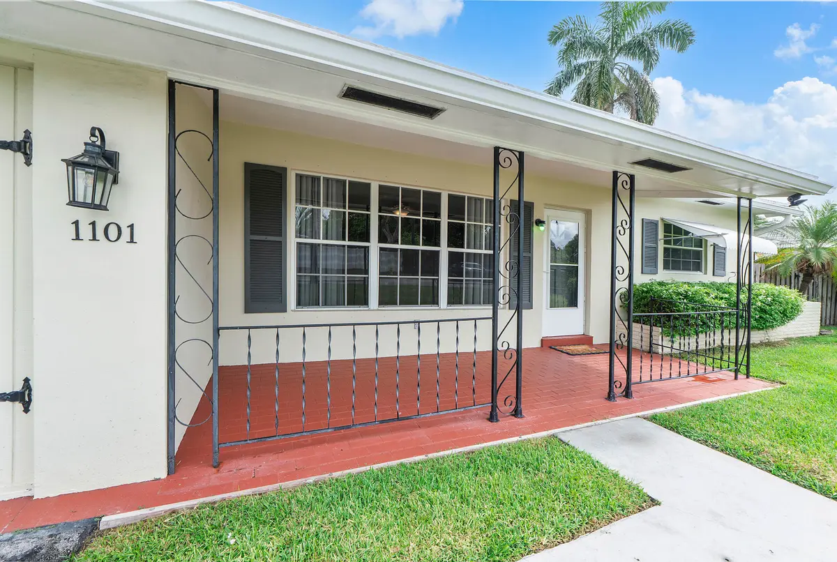 1101 Ne 35th St_055 at 1101 NE 35th Street, Pompano Beach