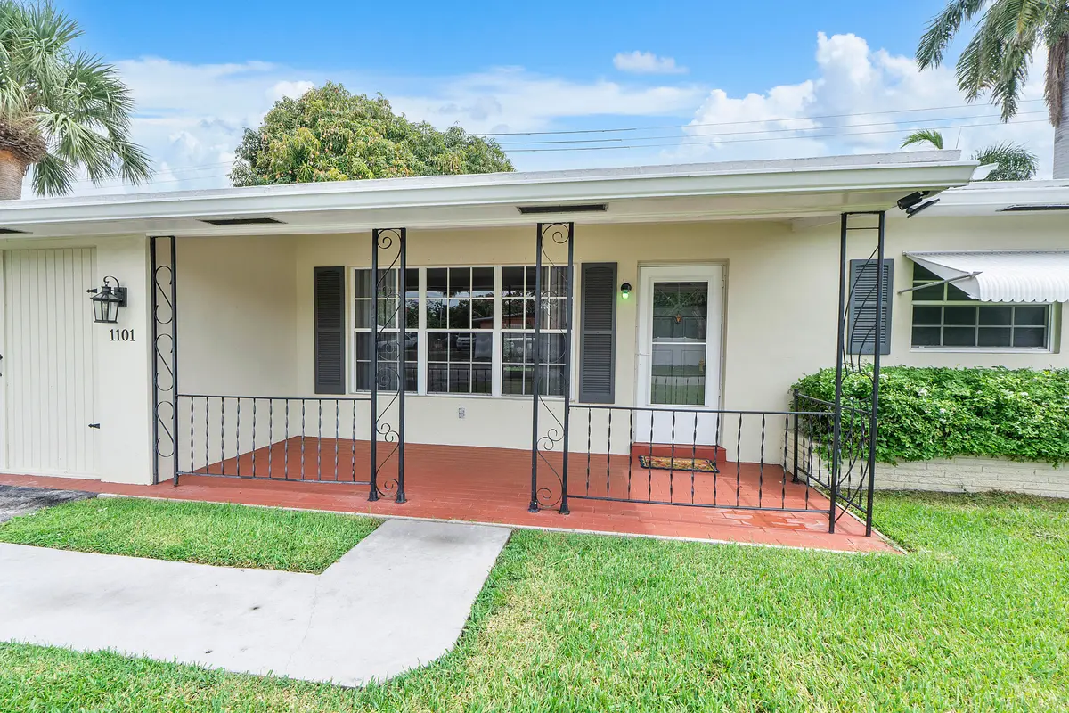 1101 Ne 35th St_056 at 1101 NE 35th Street, Pompano Beach