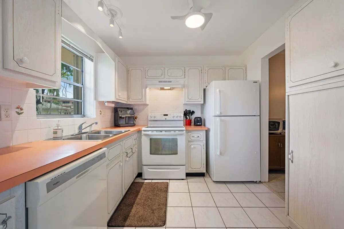 Photo 3 at 5300 Washington Street 108d, Hollywood