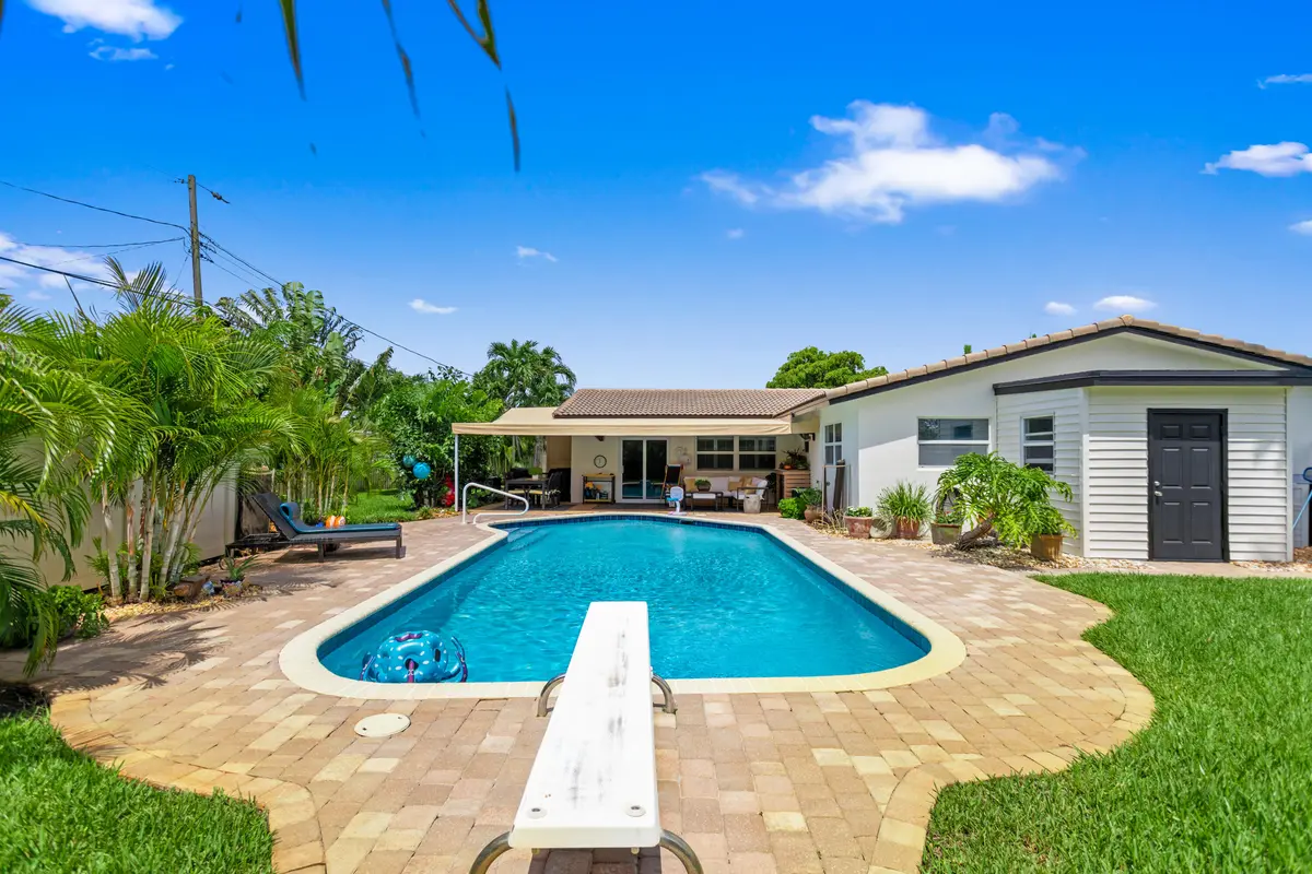 585A2473 at 1420 NE 42nd Court, Oakland Park