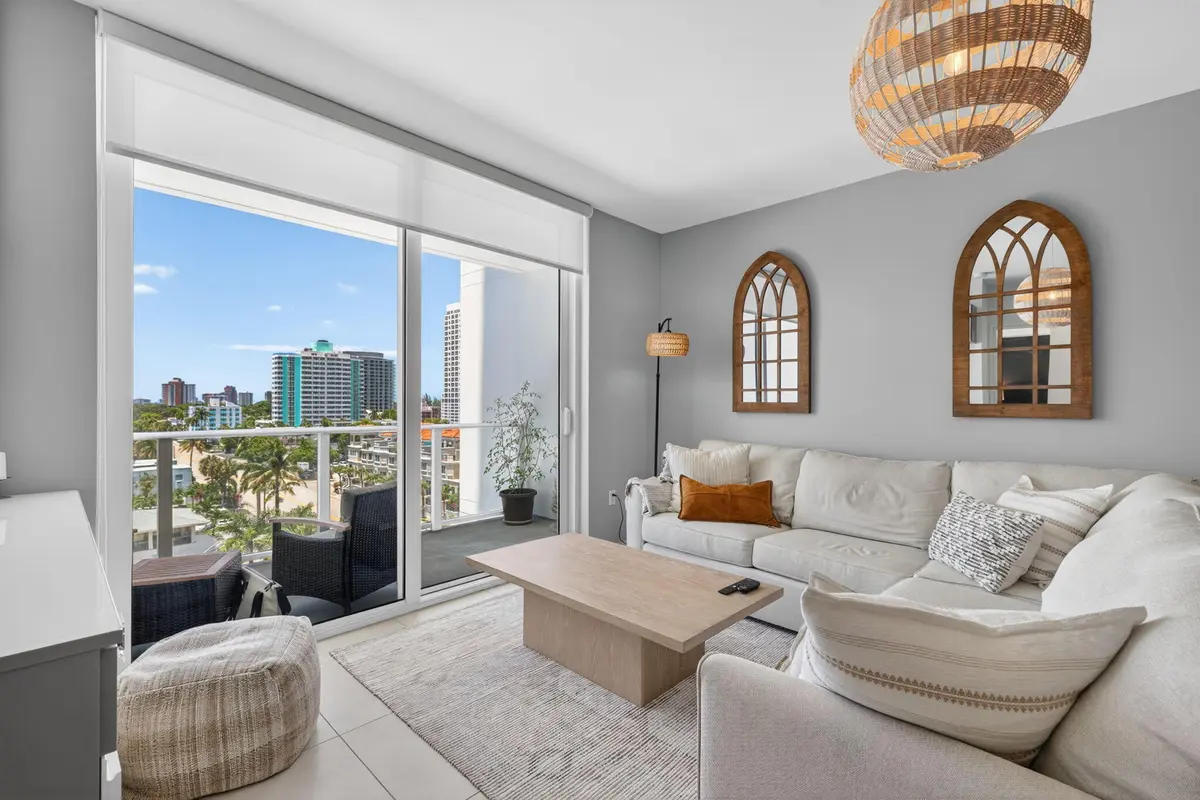 8-web-or-mls-8I8A3719 at 401 N Birch Road 714, Fort Lauderdale