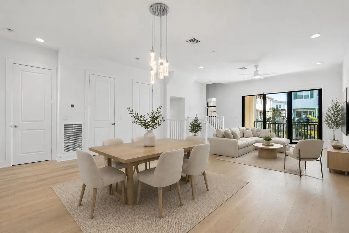 Virtual staged Furniture at 5333 Sagan Lane, Palm Beach Gardens