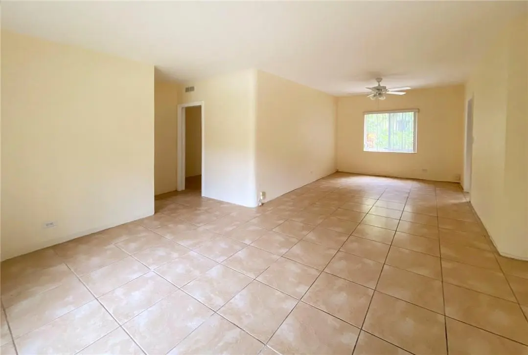 Photo 8 at 727 NE 16th Avenue 727a, Fort Lauderdale