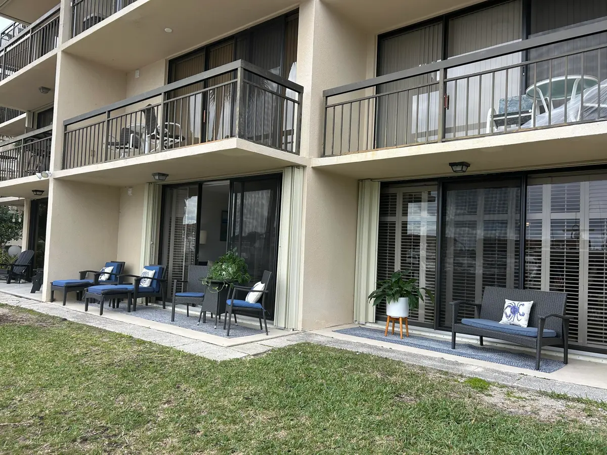IMG_3154 at 2601 Marina Isle Way 105, Jupiter