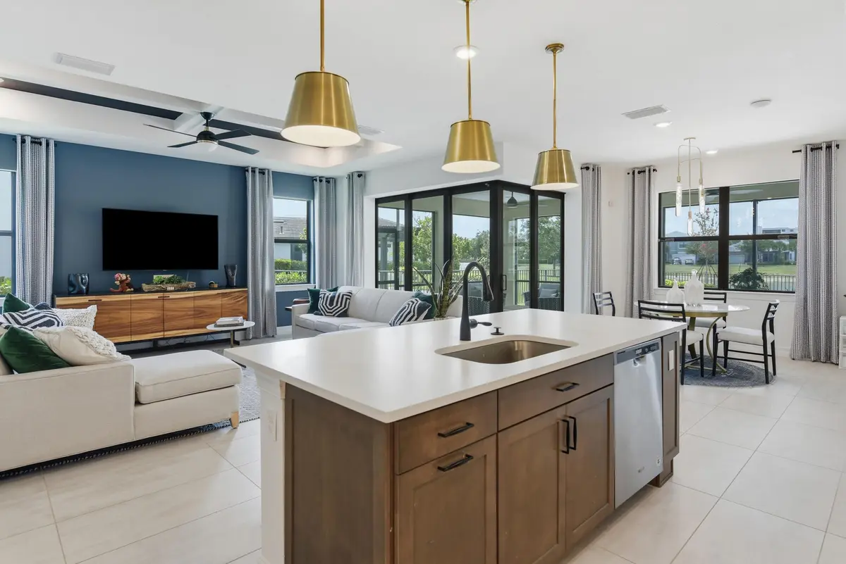 019-040-2370 Rollingwood ct-4200x2804 at 2370 Rollingwood Court, Oakland Park