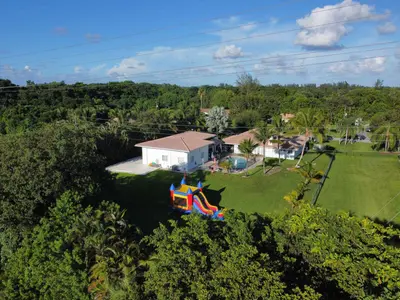 2681 SW 156th Avenue, Davie – Single Family Residence for sale
