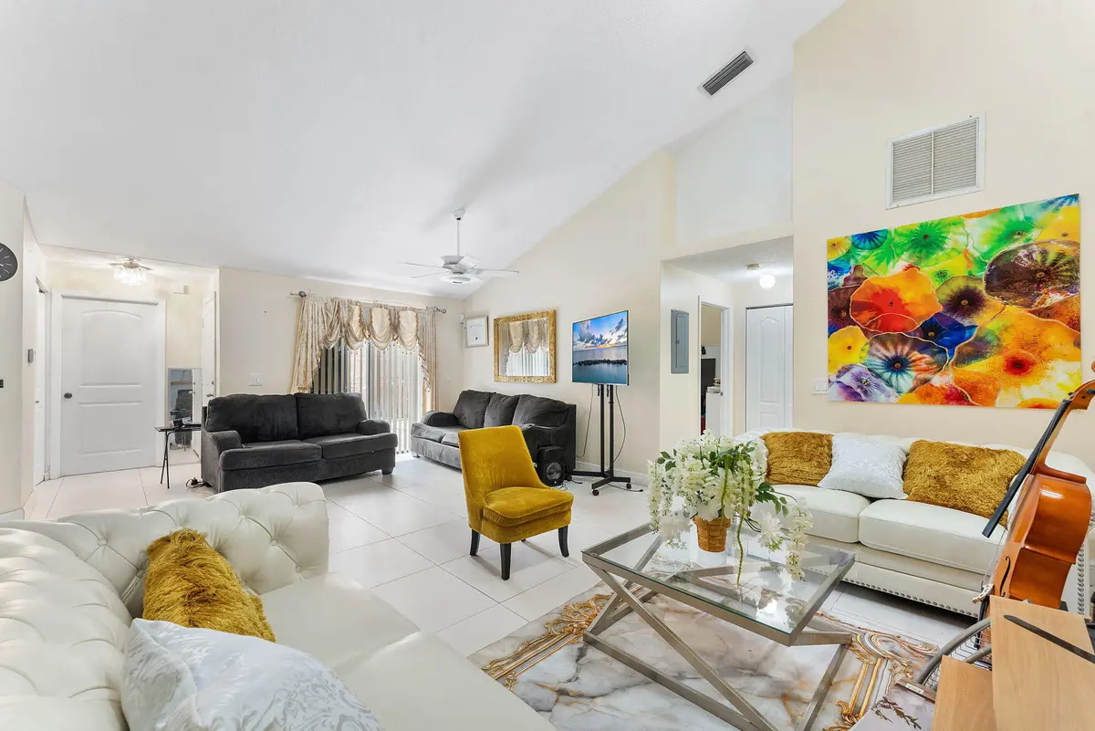 Living Area at 4353 Woodstock Drive A, West Palm Beach