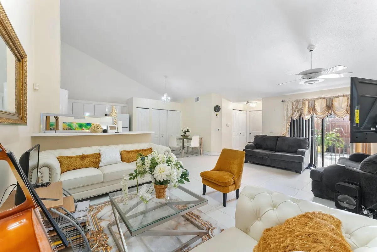 Living Area at 4353 Woodstock Drive A, West Palm Beach