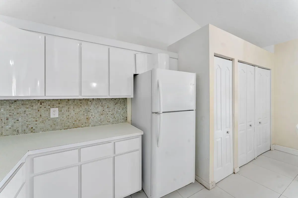 19-web-or-mls-DSC07953 at 4353 Woodstock Drive A, West Palm Beach