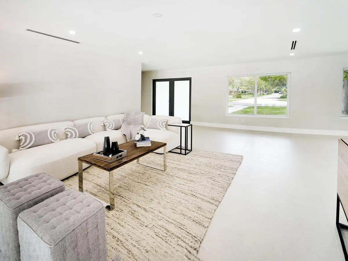 007-009-06-1600x1200 at 12305 SW 73rd Avenue, Pinecrest