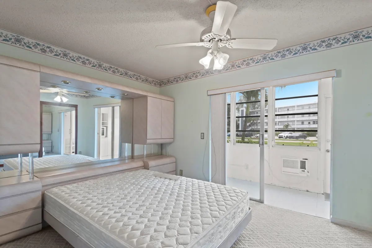 0G1A8023_1 at 270 Farnham L 270, Deerfield Beach