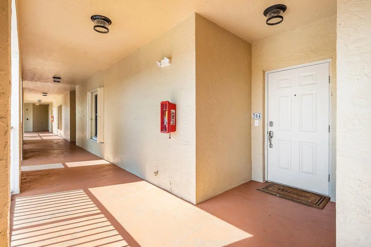 Entrance at 300 Uno Lago Drive 304, Juno Beach
