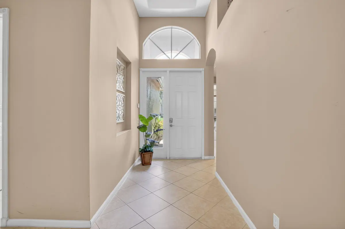 Formal Entry at 6959 Imperial Beach Circle, Delray Beach